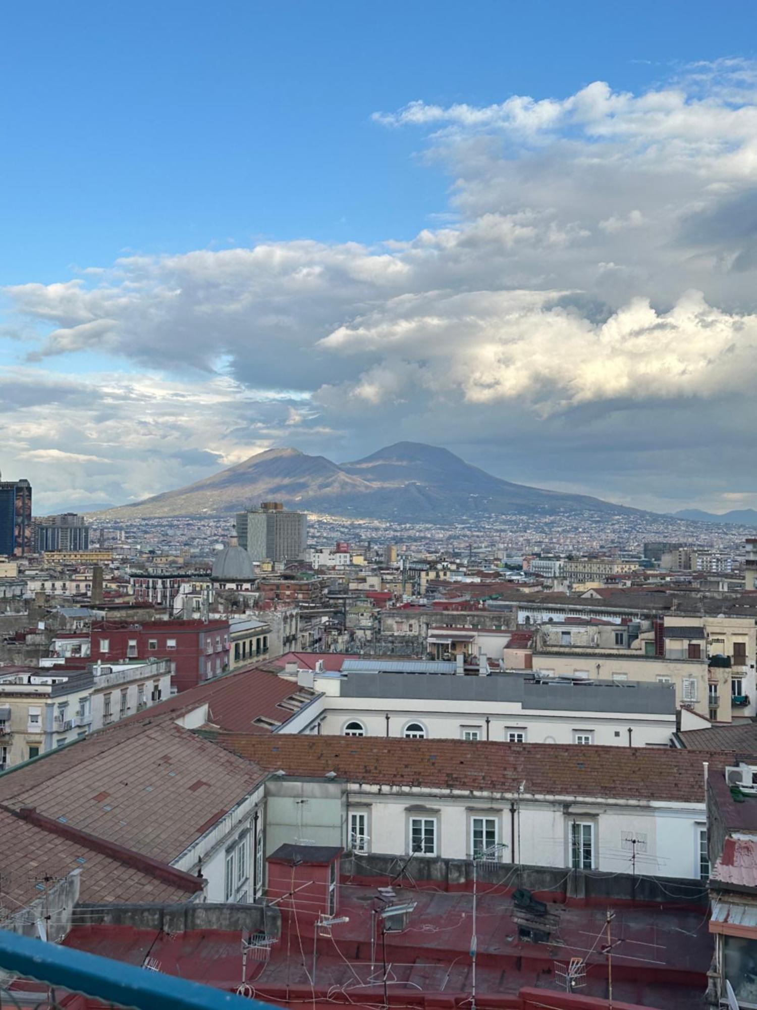 A Wonderful Penthouse In Naples Nápoles Exterior foto